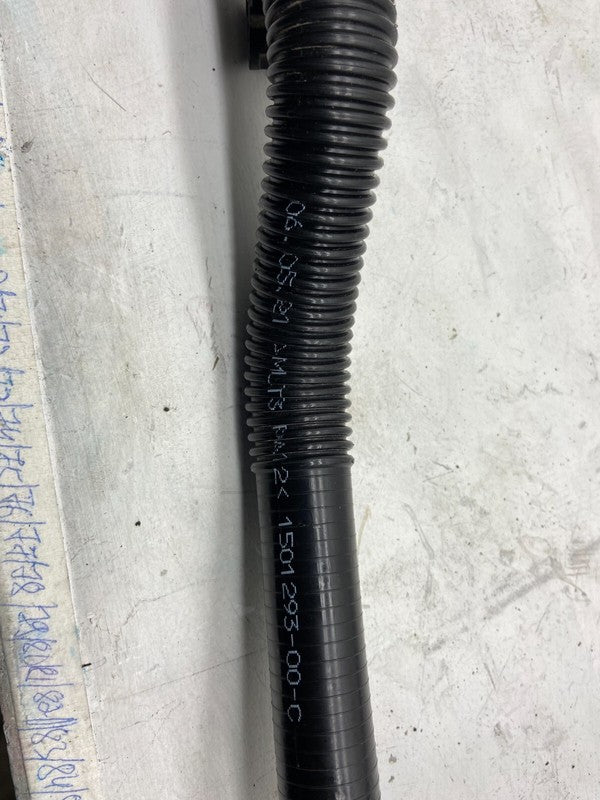 1501293 00 C ⭕ 2020-2022 Tesla Model Y MY Chiller to Battery Coolant Pipe Hose 1501293-00-C