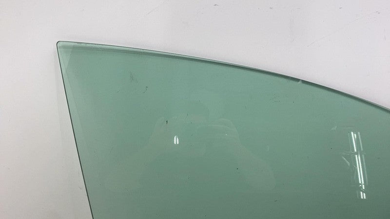 E9 43R-014955 ⭕ 2020-2021 Tesla Model Y Front Passenger Door Window Glass Right (Single Pane)