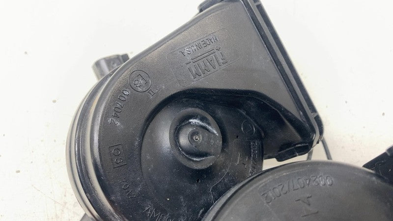 ⭕ 2025 Ram 1500 Pickup FIAMM High & Low Pitch Note Signal Horn w/ Brac