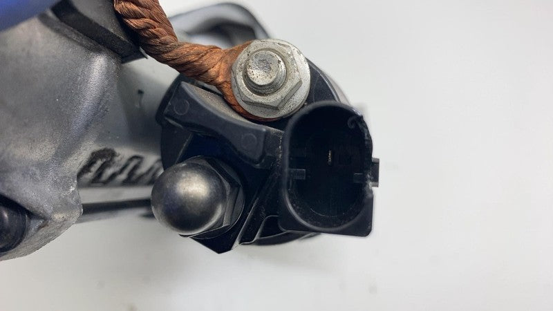 2021 BMW 530e G30 Denso Engine Starter Motor 12V 8687064-03 Assembly O