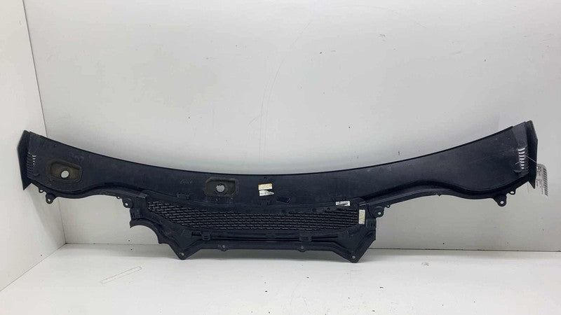 ⭕ 2013-2023 Land Rover Range Rover Sport Under Windshield Cowl Panel C
