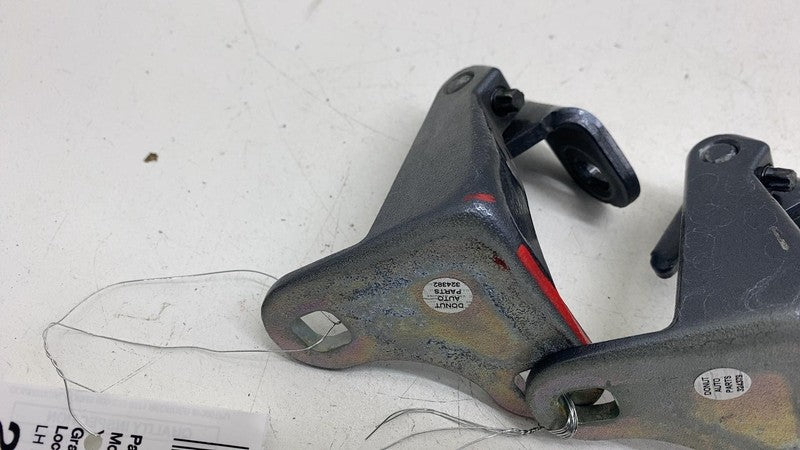 ⭕ 2020-2026 Tesla Model Y Front Left Upper & Lower Door Hinge Closure 