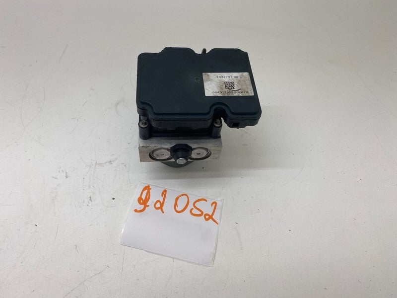 ⭕ 12-15 Model S Anti-Lock ABS Brake Pump Hydraulic Control Module 1037