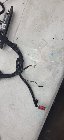 ⭕20-24 Model Y Rear Liftgate Trunk Wire Harness & Connector Antenna 1616689-00-C