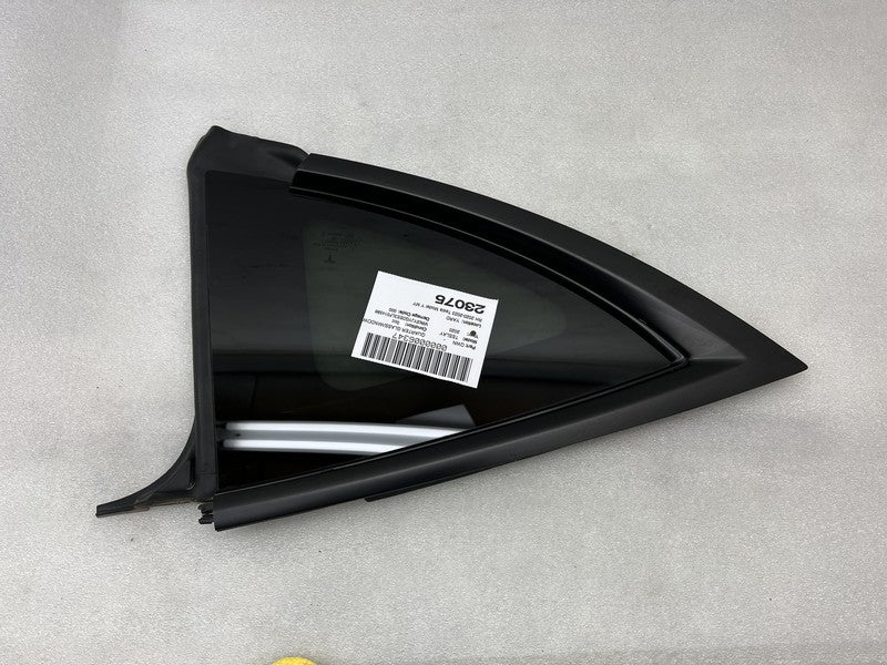 1495741 00 E 2020-2023 Tesla Model Y Rear Passenger Side Quarter QTR Window Glass Right Assy