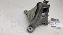 ⭕ 2021 BMW 530e Passenger Side Engine Support Bracket Clamp Right RH OEM 6870756