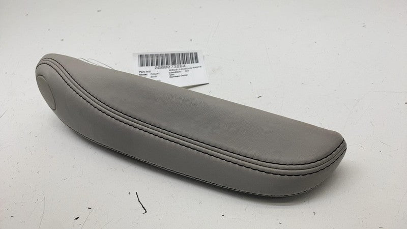 5RD38TRMAD ⭕ 17-19 Chrysler Pacifica Front Passenger Side Seat Armrest Pad Right 5RD38TRMAD