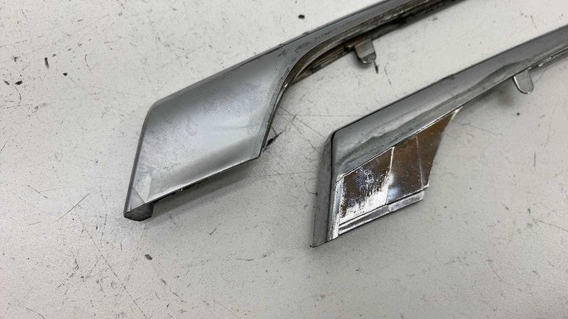104960900F ⭕ 16-20 Model X Front Left & Right Foglamp Chrome Trim 1049609-00-F/1049610-00-F