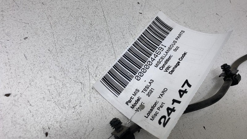 ⭕ 17-23 Tesla Model 3 Front Windshield Wiper Arm Right (No Blade) 1621