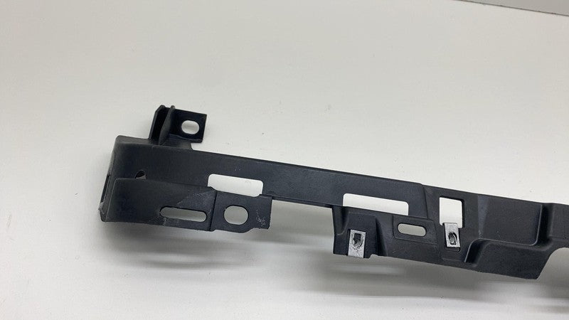 108070900C 2016-2023 Tesla Model X MX Rear Passenger Side Tailgate Mount Bracket Right Assy