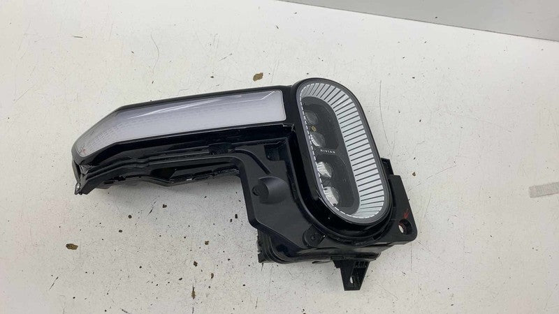 ⭕ 2022-2024 Rivian R1T Front Right Side LED Headlight Lamp w/ Ballast 