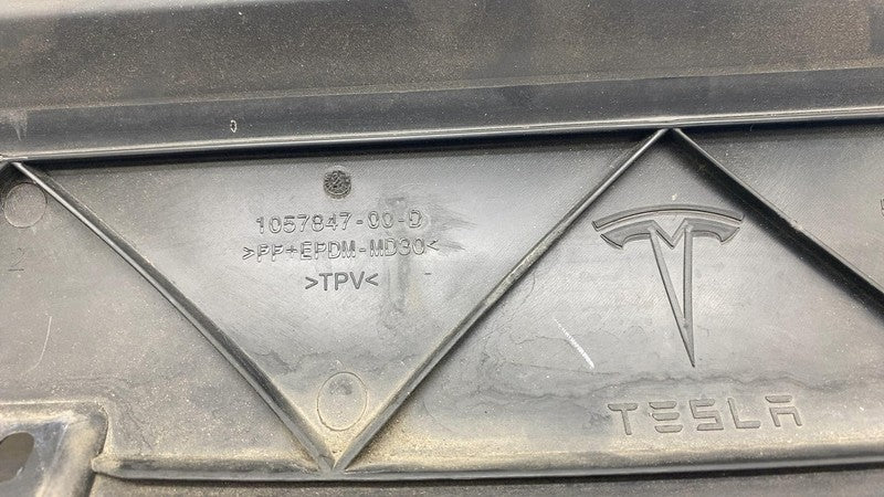 ⭕ 16-20 Model S MS Front Upper Fascia Grille Bumper Air Intake Duct 10