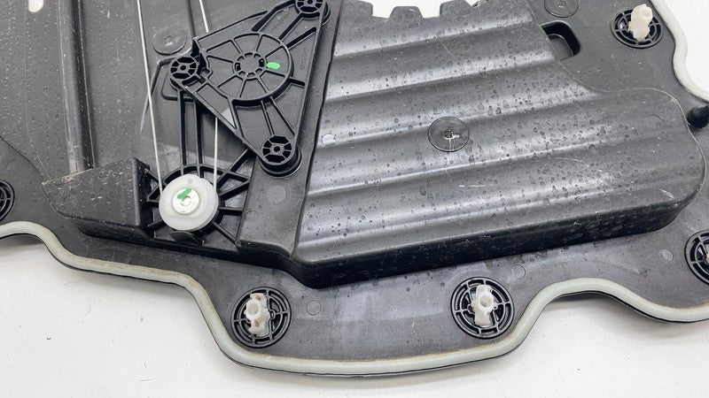 ⭕ 21-24 Ford Mustang Mach-E Rear Right Door Window Regulator & Motor w/ Carrier