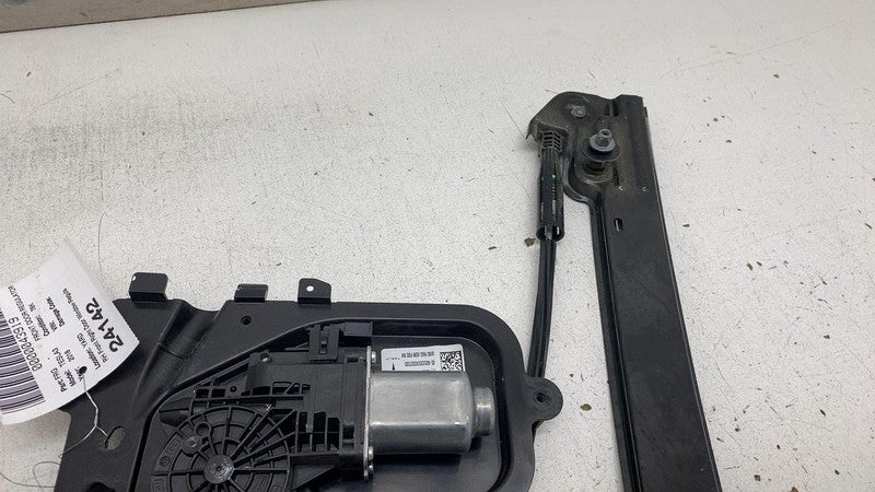 ⭕ 17-23 Model 3 Front Right Door Window Glass Regulator & Motor RH 109
