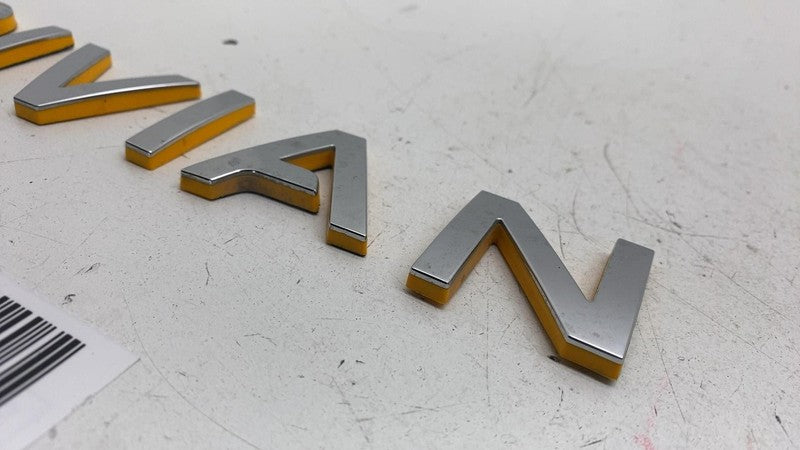 ⭕ 2023-2025 Rivian R1S Tailgate NamePlate Emblem Trim Badge Applique L