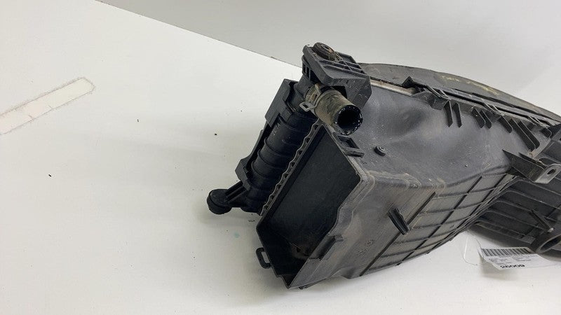 100725600G 2012-2015 Tesla Model S MS Radiator Shutter Air Duct Center Intake Grille Assy
