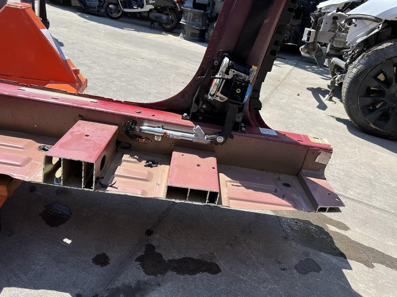 2016-2020 Tesla Model X Right A + B Pillar Door Frame & Quarter Structural Cut