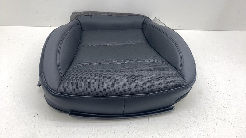 ⭕ 2024-2025 Model 3 Front Right Highland 1st Row Seat Lower Cushion 17