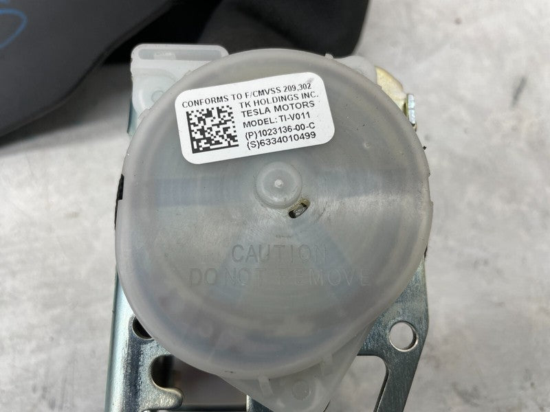 1024732-00-C ⭕ 12-15 Model S Rear Right C-Pillar Middle Trim Cover w/ Seat Belt 1024732-00-C