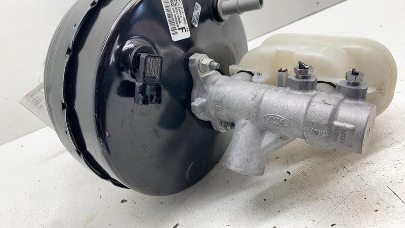 ⭕ 2018-2021 Lincoln Navigator Power Brake Booster & Master Cylinder JL