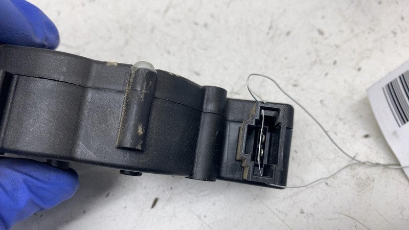 ⭕ 2012-2020 Tesla Model S Rear Liftgate Trunk Lid Cinch Lock Latch Act