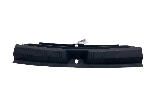 ⭕ 21-25 Volkswagen ID.4 Rear Trunk Latch Liftgate Scuff Plate Panel 11