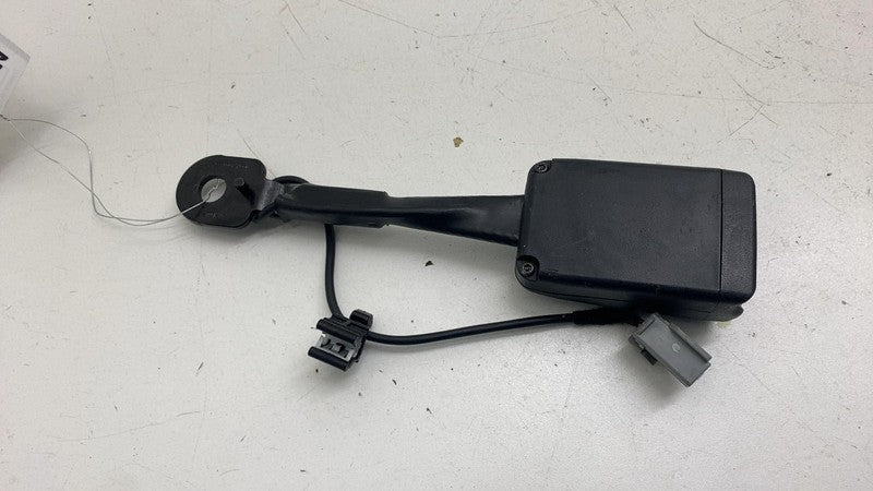 ⭕ 2017-2023 Model 3 Front Driver Side 1st Row Seat Belt Buckle Left 64