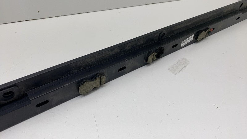 ⭕ 2022 Rivian R1T Passenger Right Luggage Compartment Panel Guide PT00