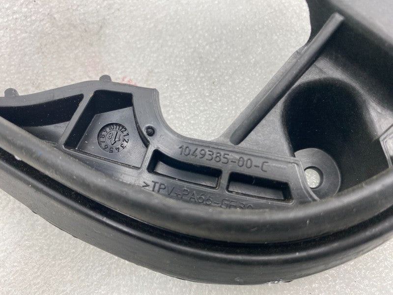1049385 00 C ⭕ 2016-2020 Tesla Model X Rear Driver Side Exterior Door Seal Left 1049385-00-C
