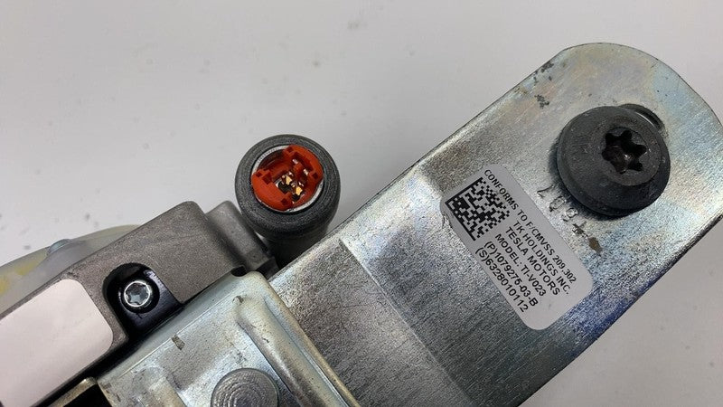 ⭕ 2016-2020 Tesla Model S Front Left 1st Row Seat Belt & Retractor 107