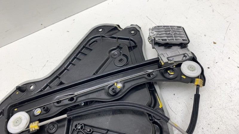 ⭕ 20-24 Model Y Rear Right Door Window Regulator & Motor w/ Carrier 14