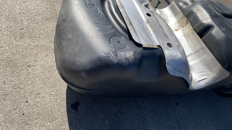 ⭕ 2018-2024 Subaru XV Crosstrek Fuel Gasoline Gas Tank Reservoir Assembly