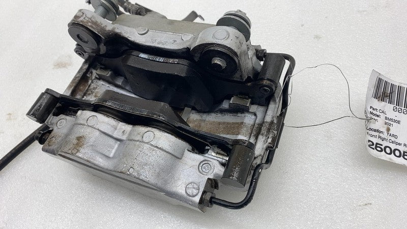 2017-2023 BMW 530e G30 Front Passenger Side Caliper w/ Brake Hose Line