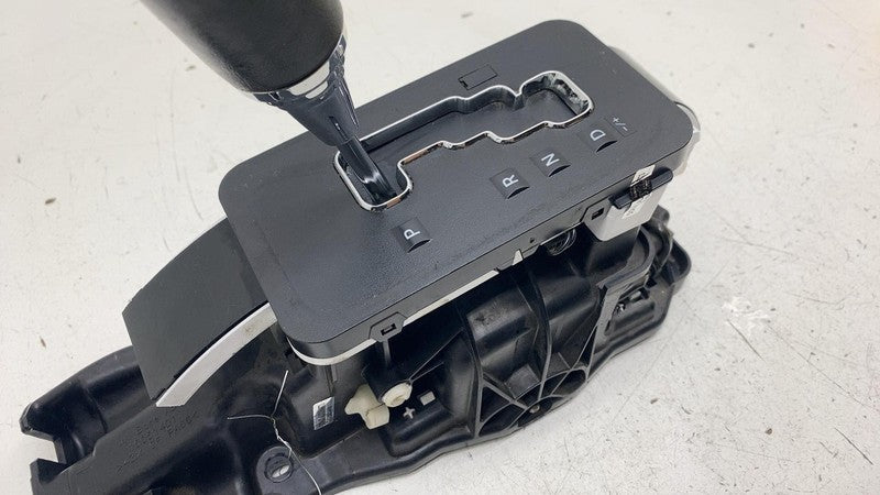 05168003AE ⭕ 12-17 Jeep Wrangler Automatic Gear Lever Floor Transmission Shifter 05168003AE