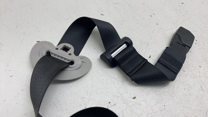 ⭕ 2017-2023 Tesla Model 3 Front Right 1st Row Seat Belt & Retractor 10