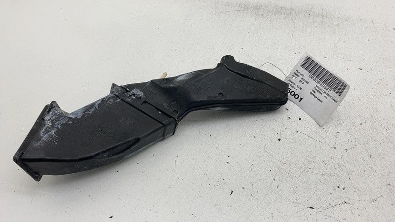 6166 7 388 733 2017-2022 BMW 530e G30 Front Passenger Windshield Cowl Water Drain Channel Right