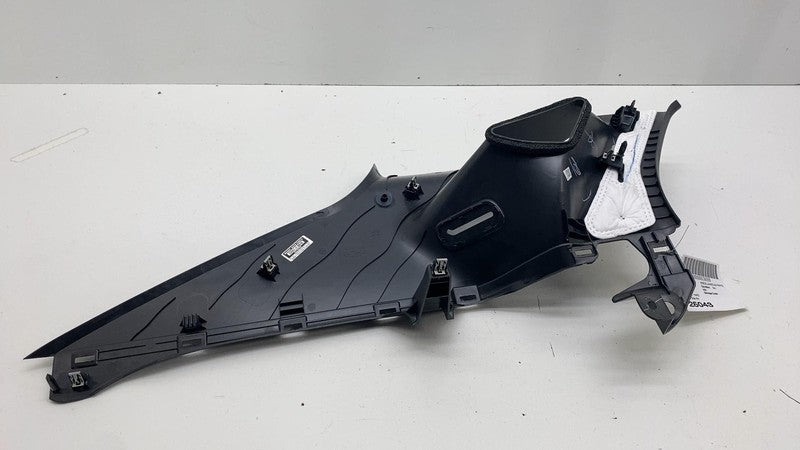 LJ8B R31112 AFW 21-24 Mustang Mach-E Rear Right Upper C-Pillar Quarter Trim Cover LJ8B-R31148-AF