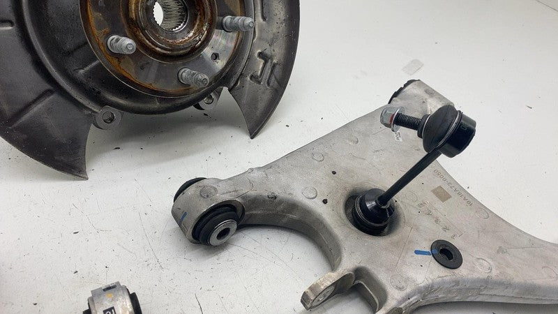 ⭕ 2016-2020 Tesla Model S Rear Right Spindle Knuckle Hub w/ Control Ar