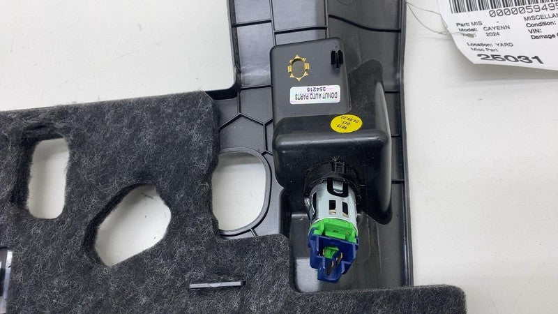 9Y1.857.110.B ⭕ 2019-2024 Porsche Cayenne Front Right Dash Lower Knee Bolster Panel 9Y1857110B