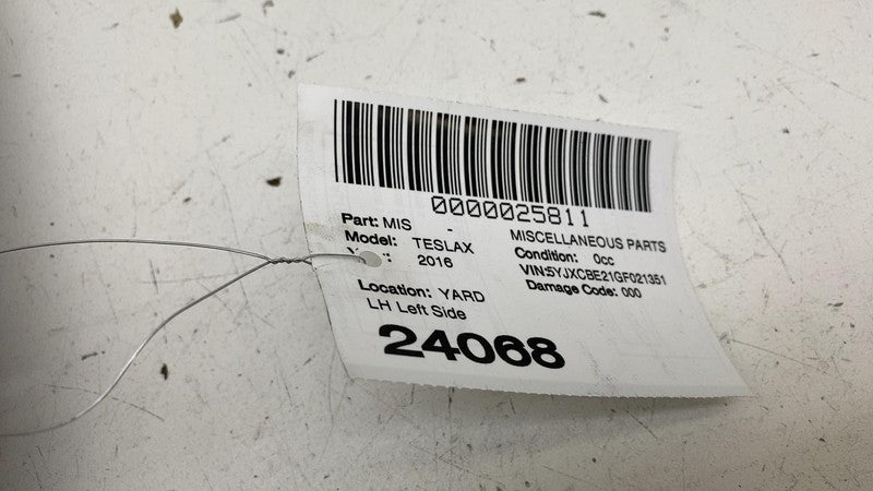 ⭕ 16-20 Tesla Model X Front Driver Side Door Close Out Panel Left 1111