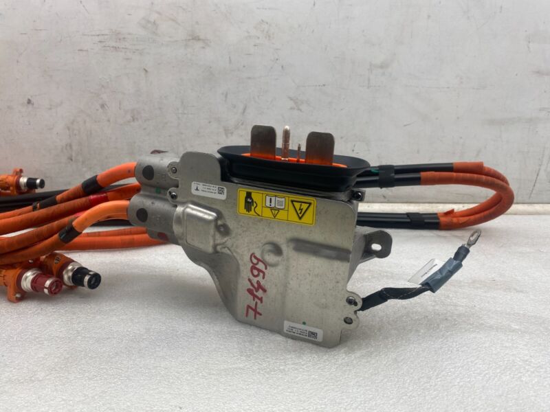 106260010C 2016-2020 Tesla Model S Rapid Splitter Battery Port & Wire Cable Wiring Harness