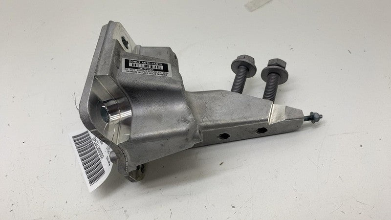 68477352AA ⭕ 2025 Ram 1500 Front Left Lower Engine Motor Mount Support Bracket 68477352AA