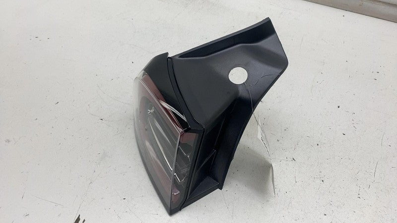 1077397 ⭕ 2017-2022 Model 3 Rear Driver Exterior Taillight Outer Tail Lamp Left 1077397