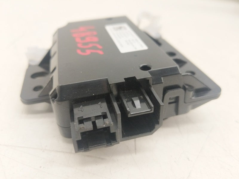 1093295 00 A ⭕ 17-20 Model 3 Front Center Console USB Hub Charger w/ Data Module 1093295-00-A