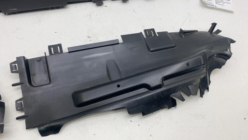 9Y0121707J ⭕ 2024 Porsche Cayenne Upper Radiator Support Air Deflector Guide OEM 9Y0121673D