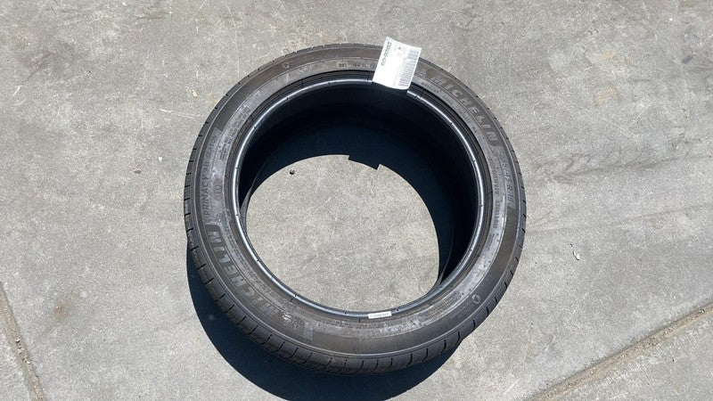 ⭕ Michelin 235/45R18 98W Primacy All Season Tire