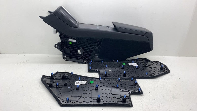 ⭕ 2025-2026 Model Y MY Juniper Front Center Console w/ Side Panels 193