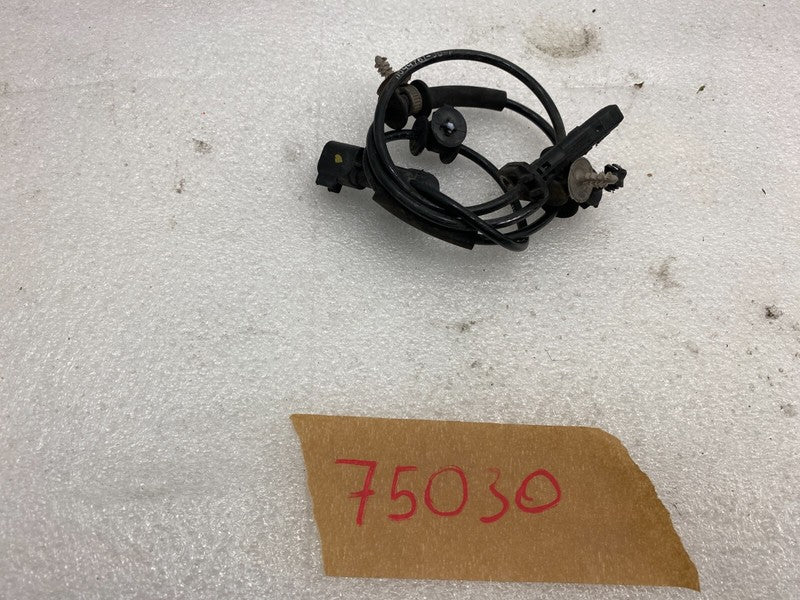 1044761 00 E ⭕ 17-23 Tesla Model 3 M3 Front Left or Right Wheel ABS Speed Sensor 1044761-00-E