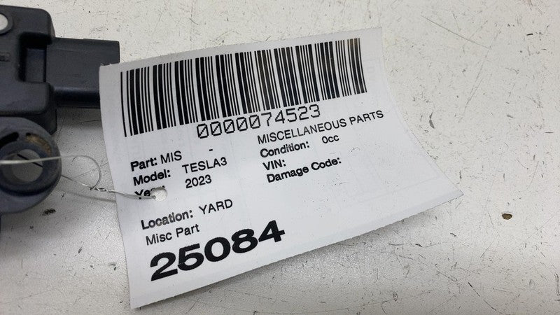 ⭕ 17-23 Tesla Model 3 Rear Bumper BCM Computer Body Control Module 109