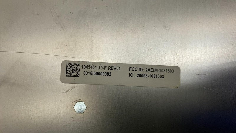 ⭕ 2016-2020 Tesla Model X MX Central Body Control Module Computer 1045